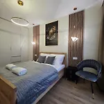 Apartment Tobaco - Apartamentylove, Garaz, Nowoczesny, Centrum, Balkon, Self Check - In, F-vat