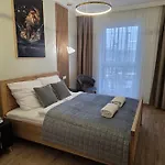 Tobaco - Apartamentylove, Garaz, Nowoczesny, Centrum, Balkon, Self Check - In, F-vat * Lodz