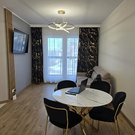 شقة Tobaco - Apartamentylove, Garaz, Nowoczesny, Centrum, Balkon, Self Check - In, F-vat