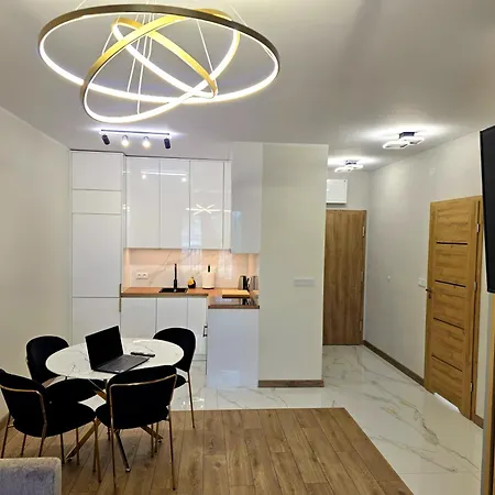 Tobaco - Apartamentylove, Garaz, Nowoczesny, Centrum, Balkon, Self Check - In, F-vat Łódź